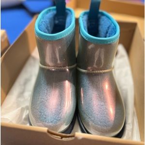 Girls Uggs Rain/Snow Boots size 10